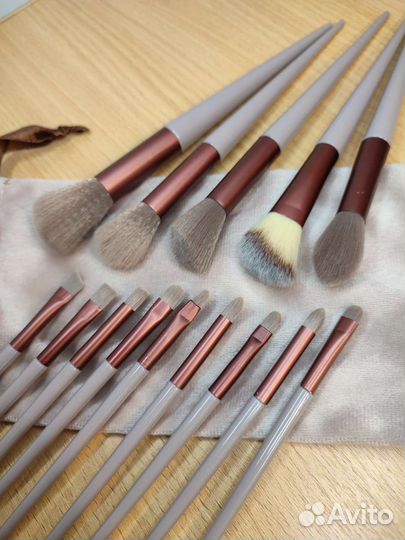Кисти для макияжа 13 штук набор