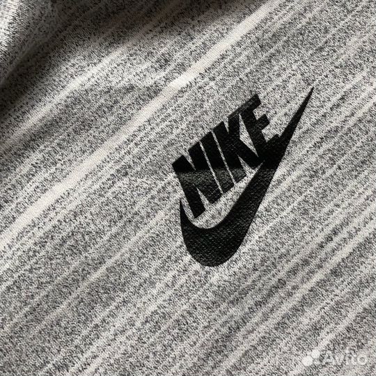 Свитшот Nike