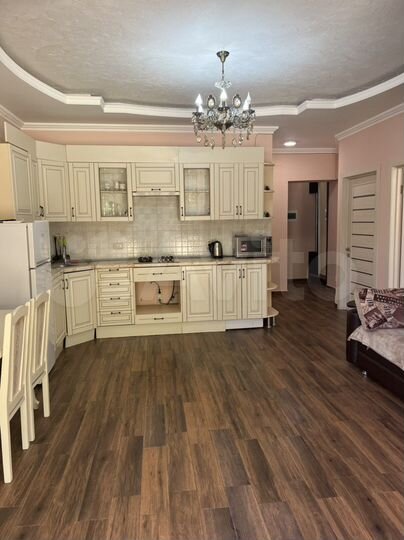 2-к. квартира, 58 м², 1/8 эт.
