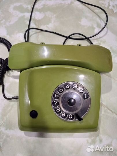 Стационарный телефон дисковый