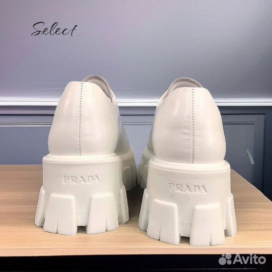 Ботинки женские prada