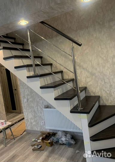 Перила деревянные для лестниц