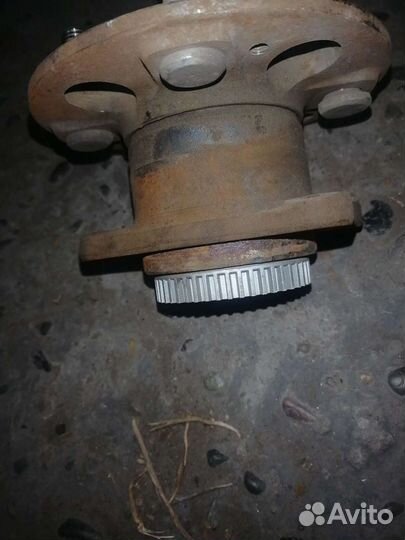 Задняя ступица с абс