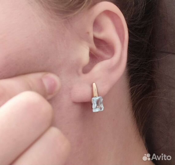 Золотые серьги с топазами 585 проба