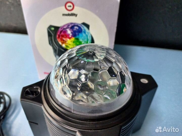 Проектор космос со встроенной колонкой+15слайдов