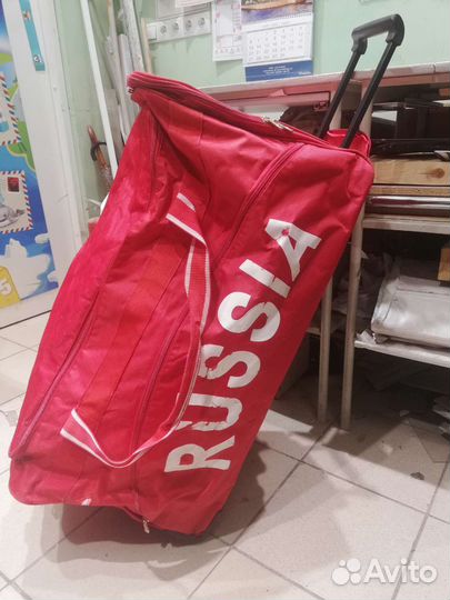 Спортивная хоккейная сумка на колёсиках Forward