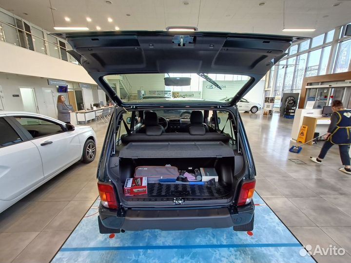 ВАЗ Niva Legend 1.7 МТ, 2023