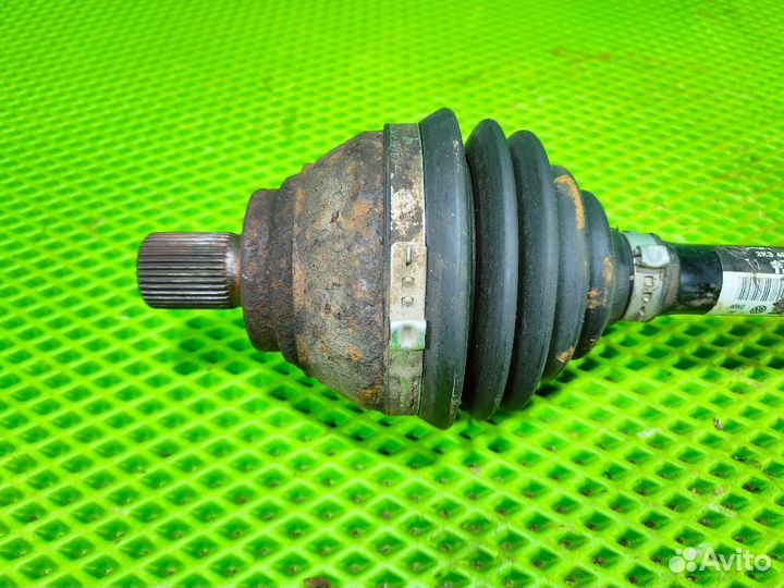 Привод левый полуось Skoda Octavia A5 1.8 CDA DSG7