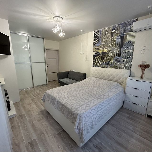 2-к. квартира, 55 м², 10/17 эт.