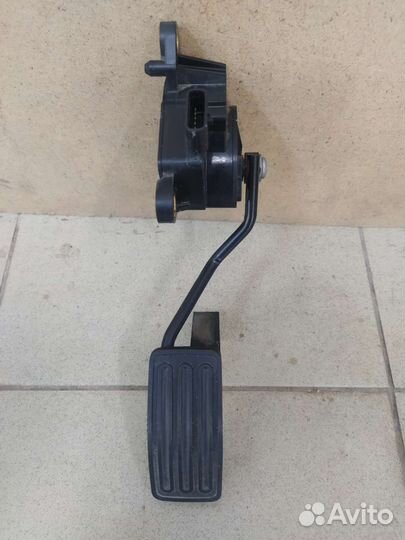 Педаль газа Ниссан Кашкай J10