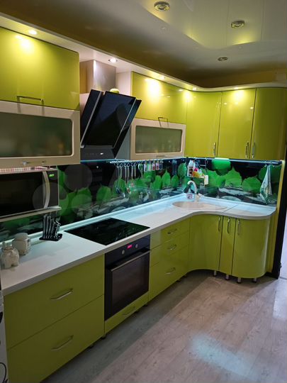 3-к. квартира, 78 м², 3/9 эт.