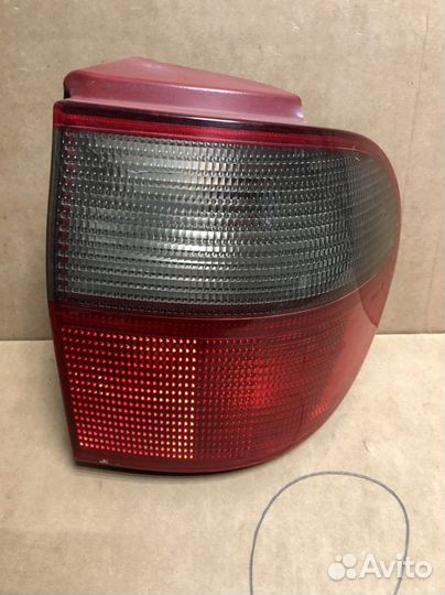Фонарь задний правый Ford Galaxy 1