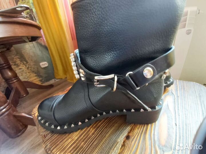 Ботинки женские 40 размер