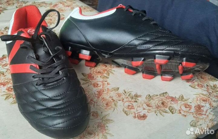 Футбольные бутсы 40 размер