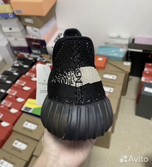 Adidas Yeezy Boost 350 V2 Oreo