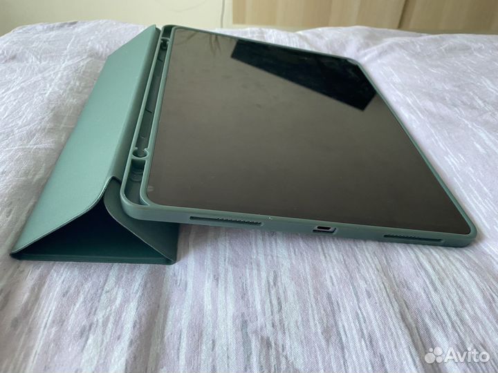 iPad Pro 12.9 поколение 6