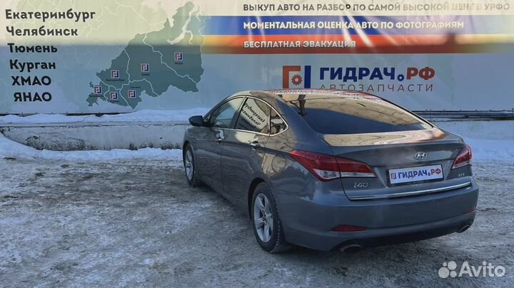 Уплотнитель стекла задний левый Hyundai i40 (VF) 8