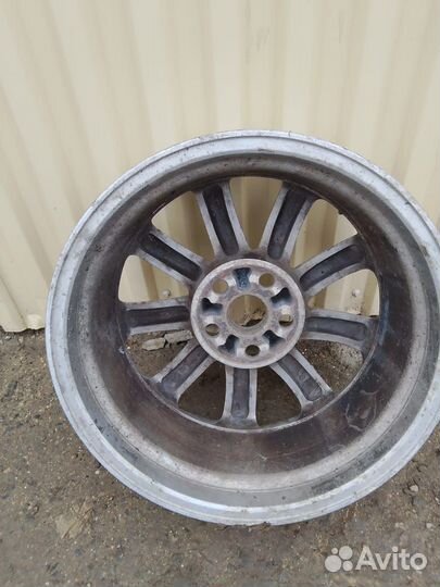 Диск колесный оригинал Leksus. LS400