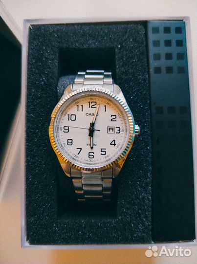 Наручные часы Casio женские