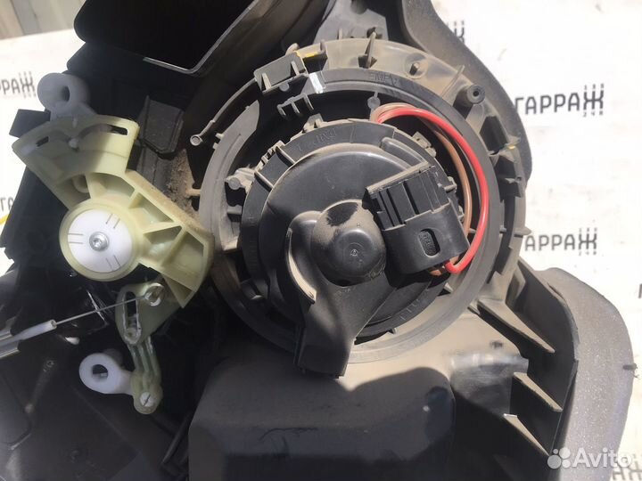 Вентилятор отопителя Renault Logan Sandero Largus