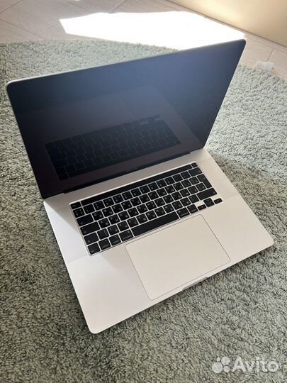Apple MacBook pro 16 2019 i9