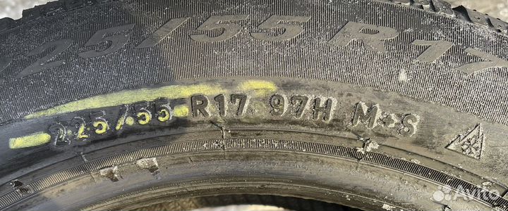 Pirelli Winter Sottozero 210 Serie II 225/55 R17