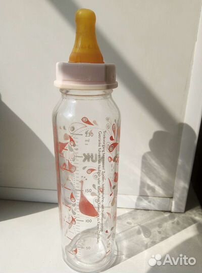 Бутылочка Nuk стеклянная, 230мл