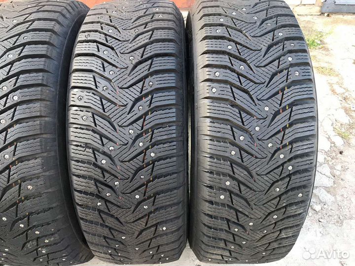 Kumho WinterCraft Ice WI31 205/60 R16