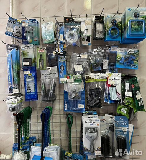 Товары для акварумов, коряги, лампы