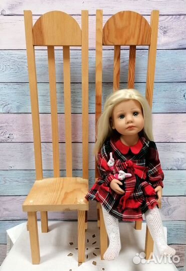 Стульчик для кукол