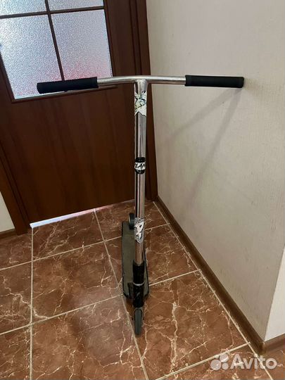 Трюковой самокат plank street