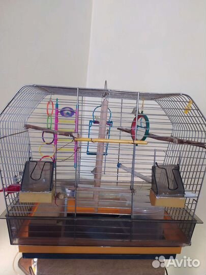Большая клетка для птиц