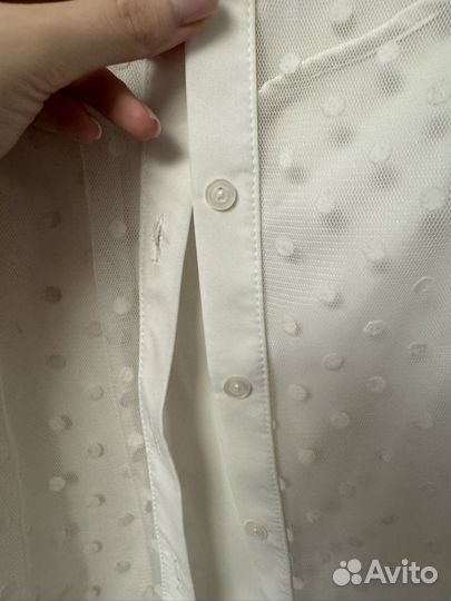 Прозрачная блузка в горошек с майкой