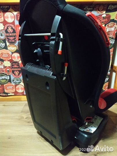 Детское автокресло б/у от 9 до 18 кг