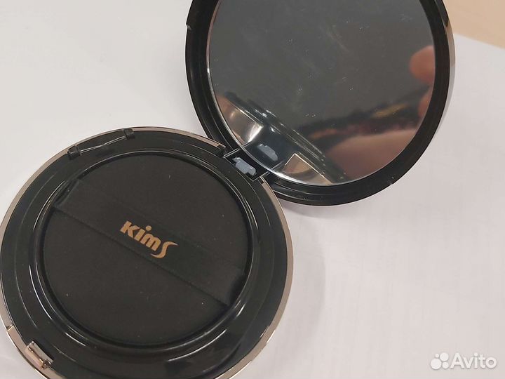 BB-кушон Kims Moisture BB Cushion SPF50+/PA+++