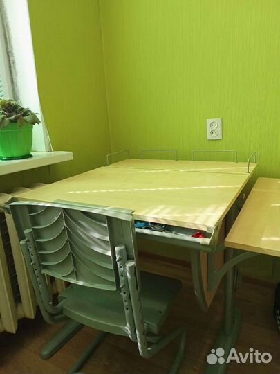 Растущая парта и стул дэми