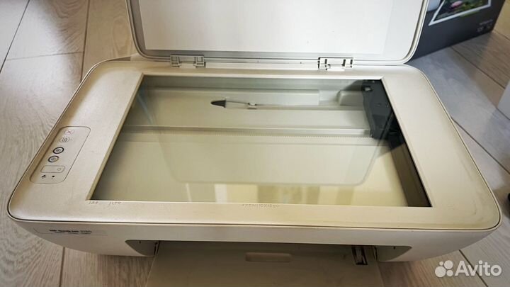 Цветной струйный принтер/сканер hp deskjet 2130