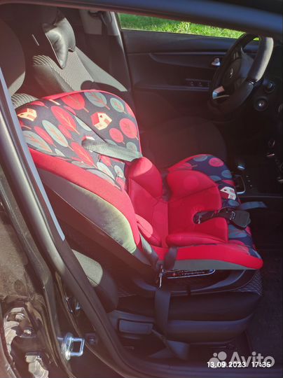 Детское автокресло