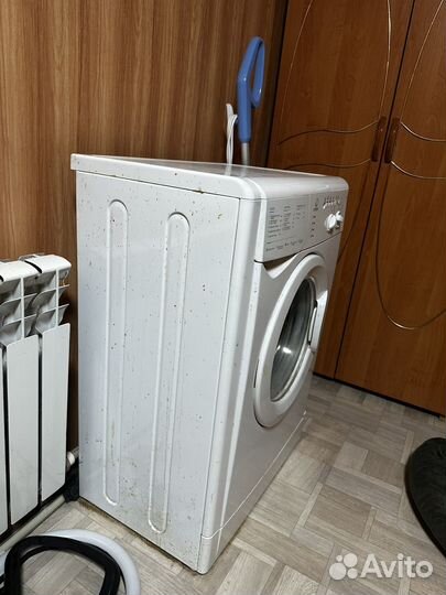 Стиральная машина indesit