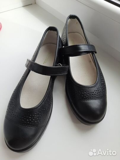 Продам новые туфли