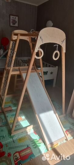 Детский спортивный комплекс с горкой и качелями