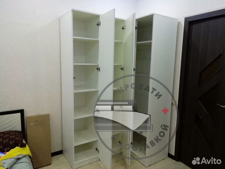 Шкаф распашной