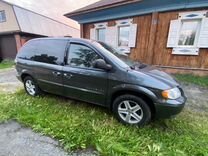 Chrysler Voyager 2.4 AT, 2003, 171 550 км, с пробегом, цена 590 000 руб.