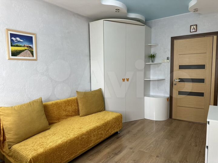 2-к. квартира, 58 м², 3/6 эт.