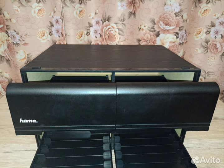 Боксы- короба для VHS Hama