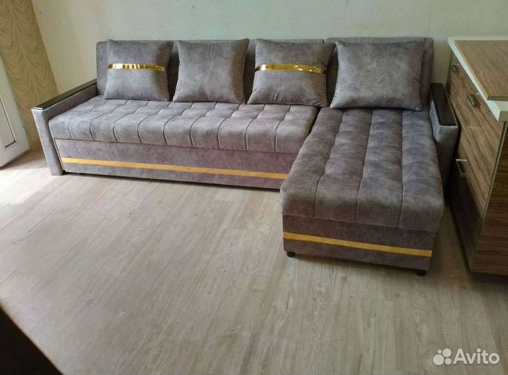 Угловые диваны в наличии не б/у