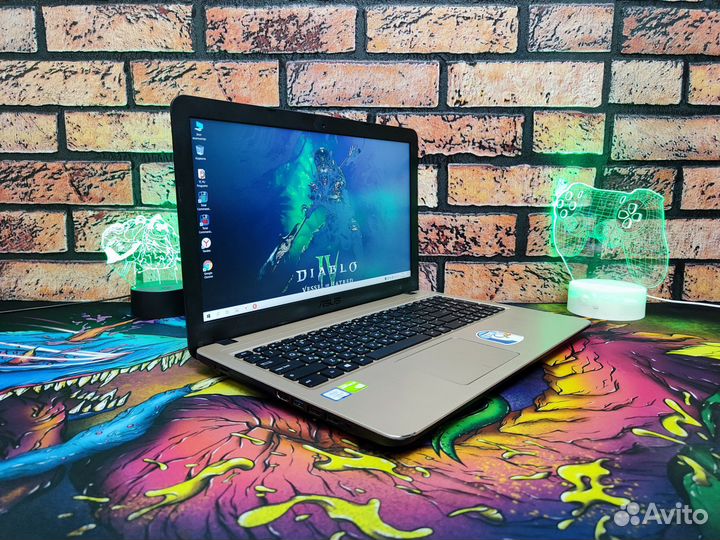 Игровой asus i3 4Gb Видео 12 озу SSD