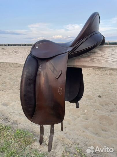 Выездковое седло Germida Диамант