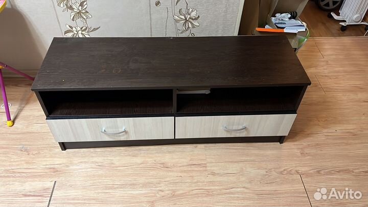 Тумба под телевизор