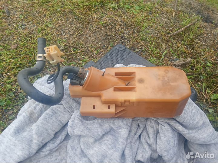 Топливный насос Nissan Cube